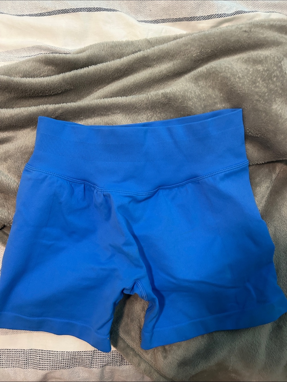 Seamless High-Waist Athletic Shorts - Royal Blue